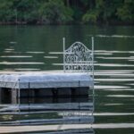 Prova di carico su materasso ad acqua, evidenziando la stabilità e la distribuzione del peso.